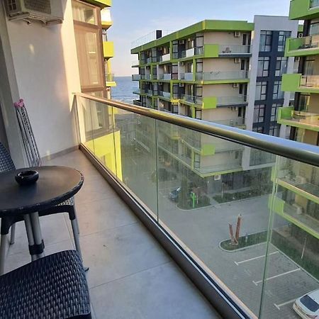 Alezzy Reasort Luxury Apartment 81 Prima Linie La Mare ナボダリ エクステリア 写真