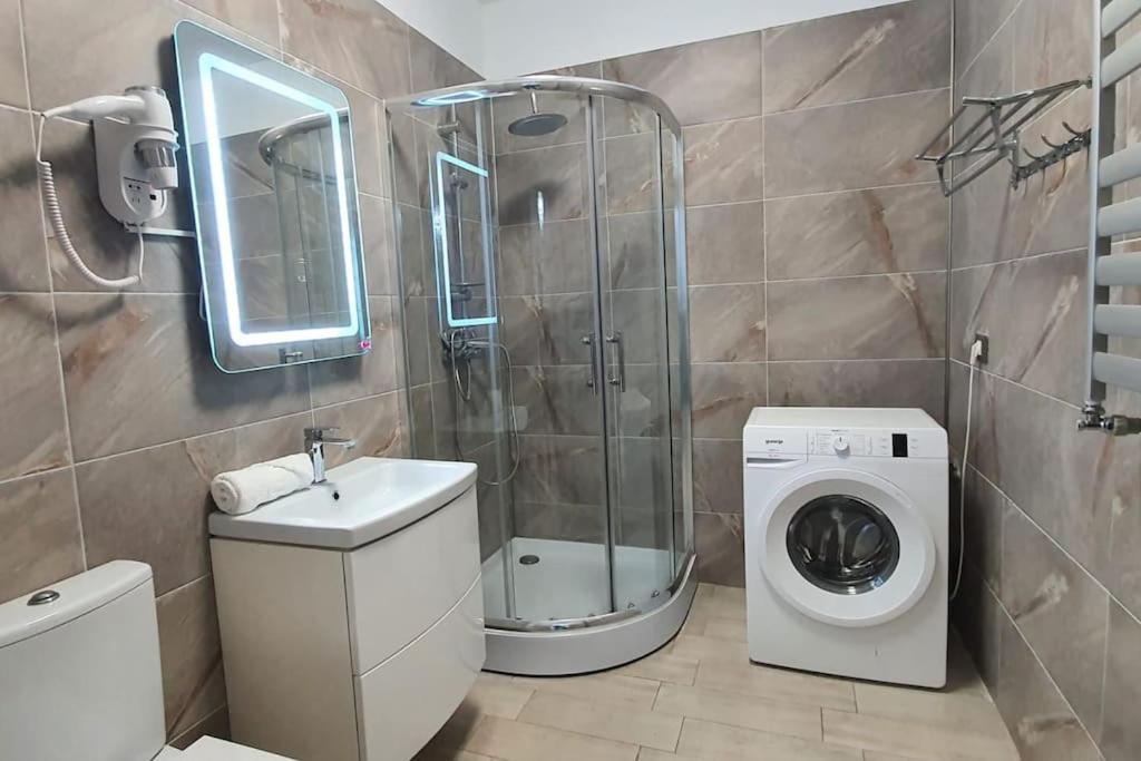 Alezzy Reasort Luxury Apartment 81 Prima Linie La Mare ナボダリ エクステリア 写真