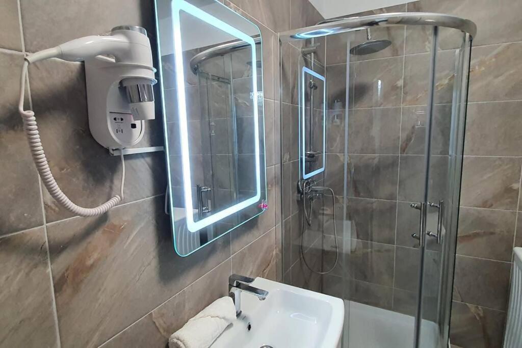 Alezzy Reasort Luxury Apartment 81 Prima Linie La Mare ナボダリ エクステリア 写真
