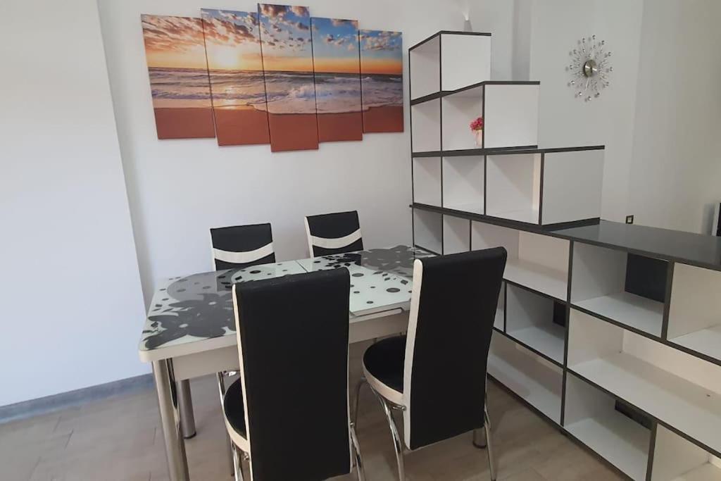 Alezzy Reasort Luxury Apartment 81 Prima Linie La Mare ナボダリ エクステリア 写真