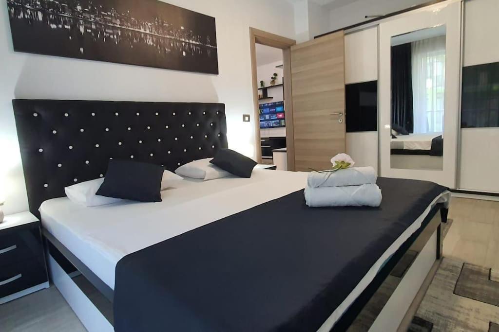 Alezzy Reasort Luxury Apartment 81 Prima Linie La Mare ナボダリ エクステリア 写真
