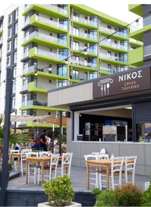 Alezzy Reasort Luxury Apartment 81 Prima Linie La Mare ナボダリ エクステリア 写真