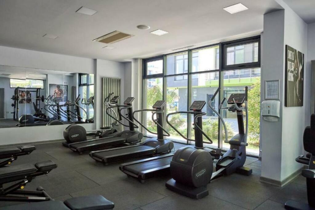 Alezzy Reasort Luxury Apartment 81 Prima Linie La Mare ナボダリ エクステリア 写真