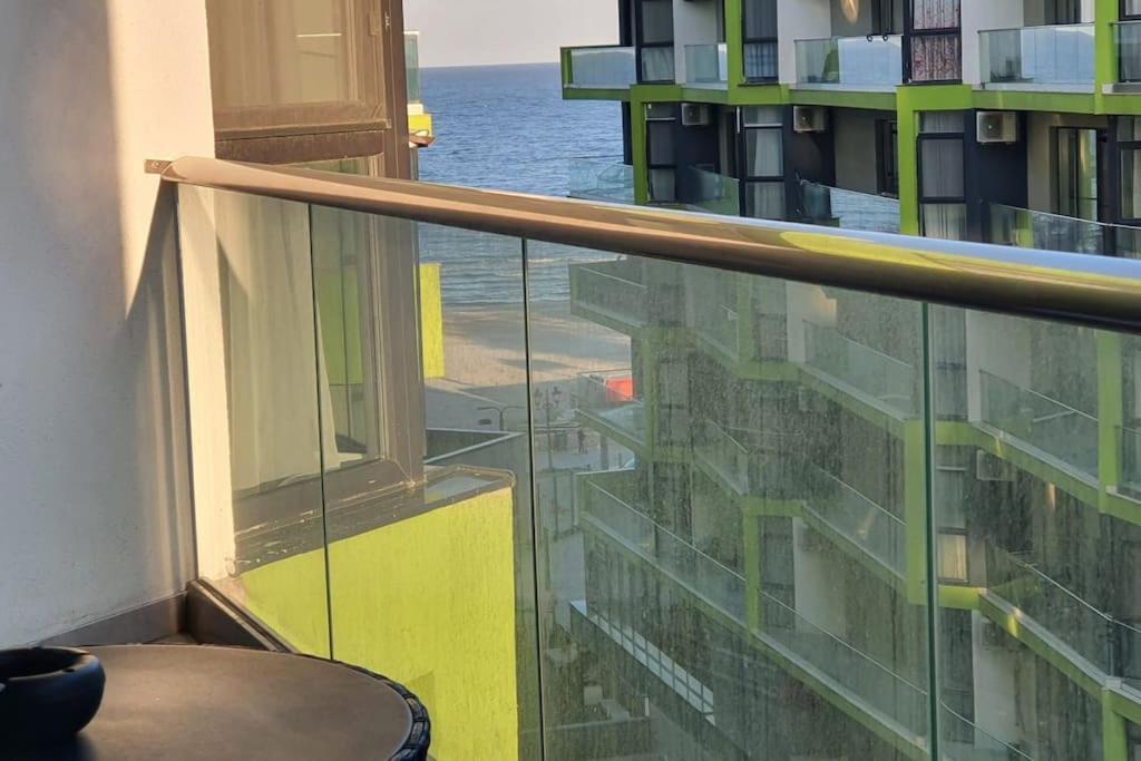Alezzy Reasort Luxury Apartment 81 Prima Linie La Mare ナボダリ エクステリア 写真