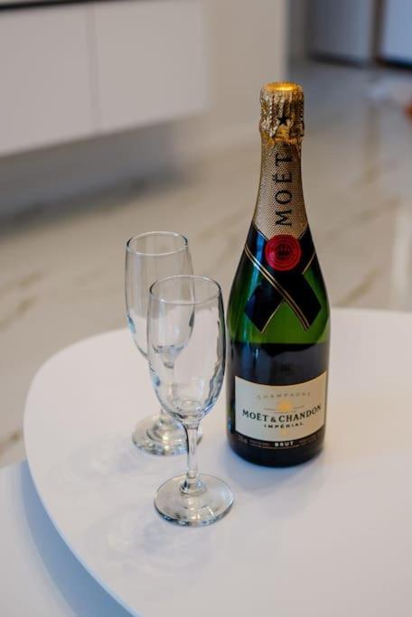 Alezzy Reasort Luxury Apartment 81 Prima Linie La Mare ナボダリ エクステリア 写真